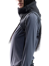 HARNESSED NECK WARMER