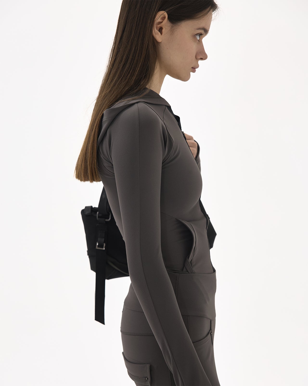 HOODED ZIP TOP