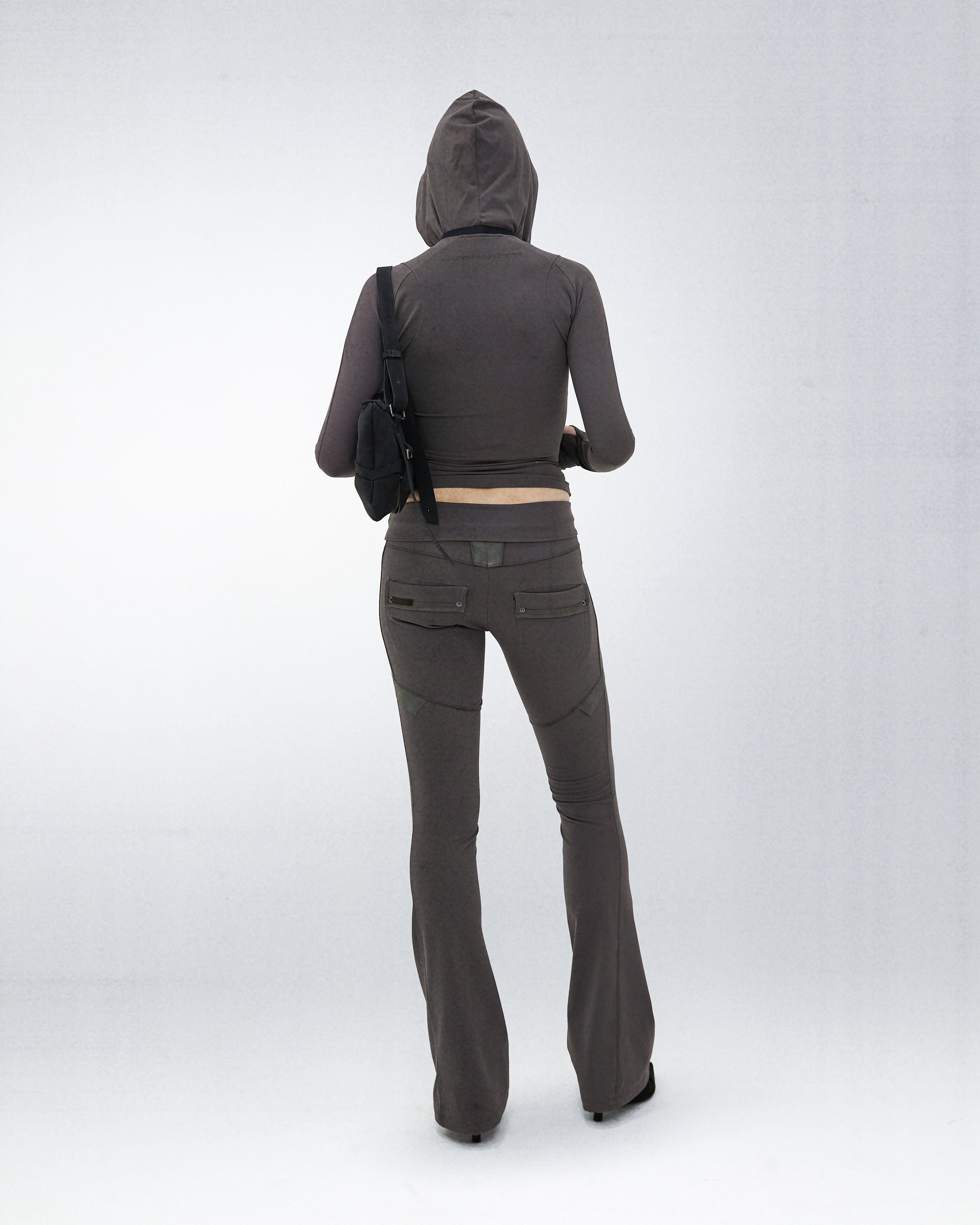 HOODED ZIP TOP