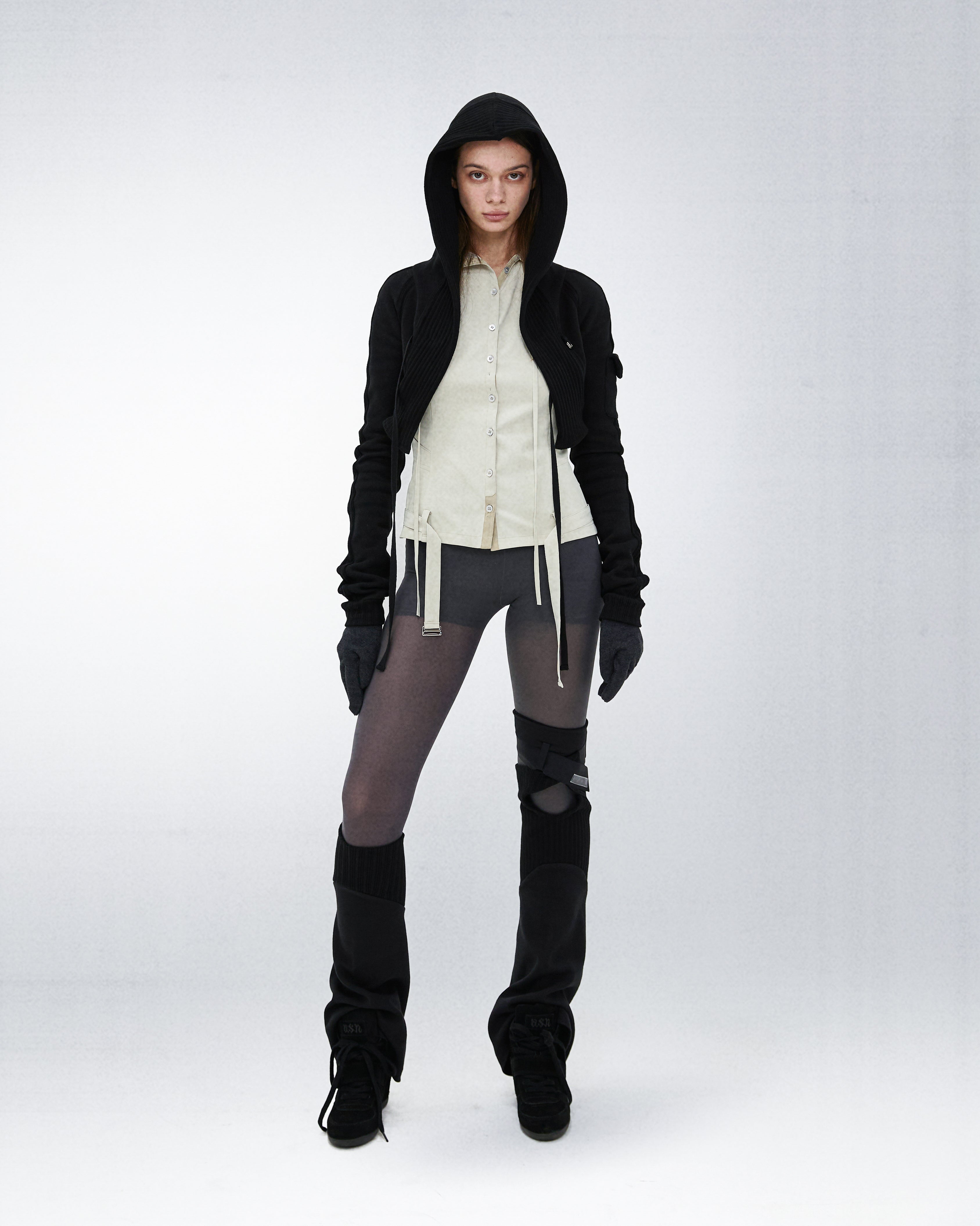 ASYMMETRIC LEG WARMER