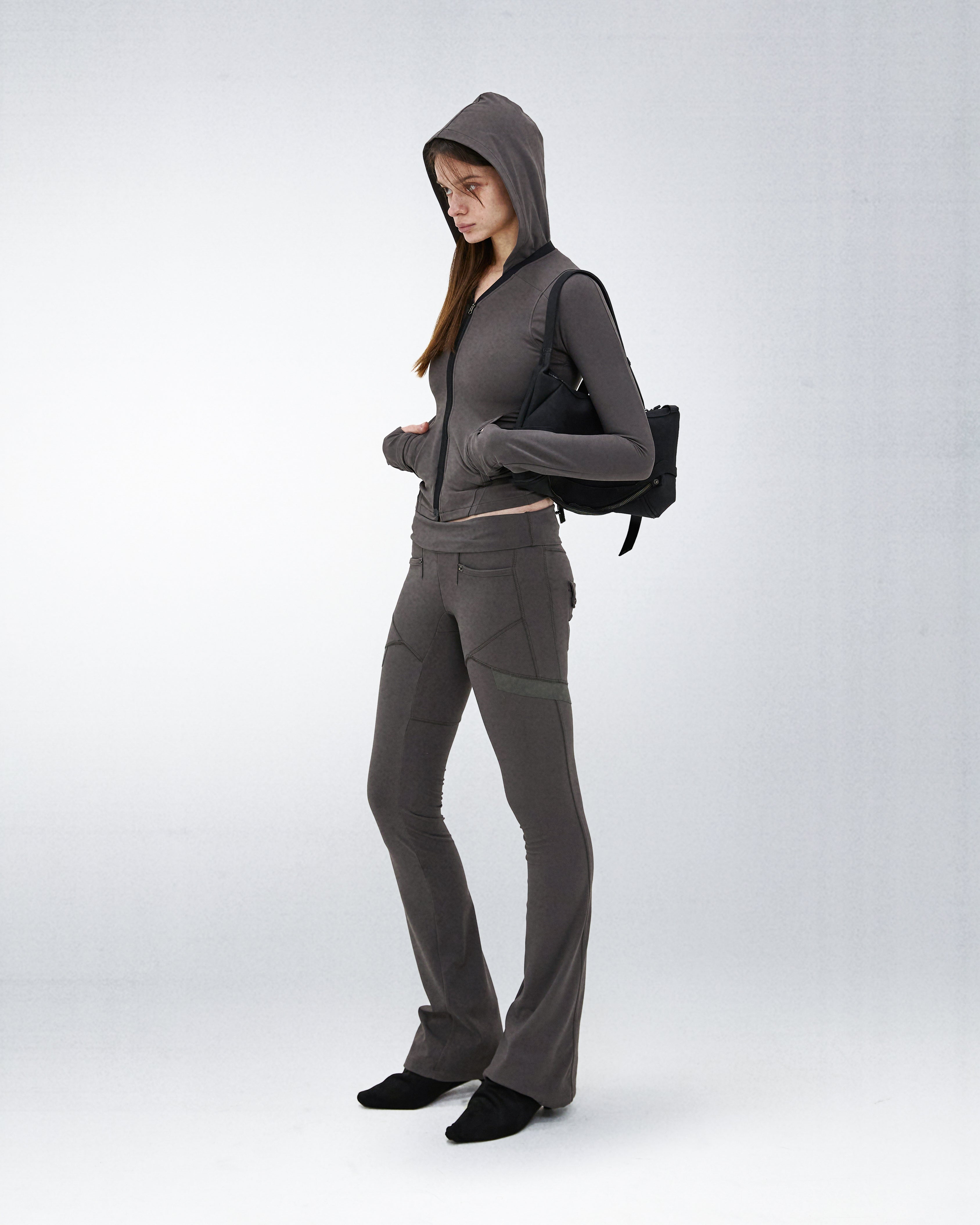 HOODED ZIP TOP