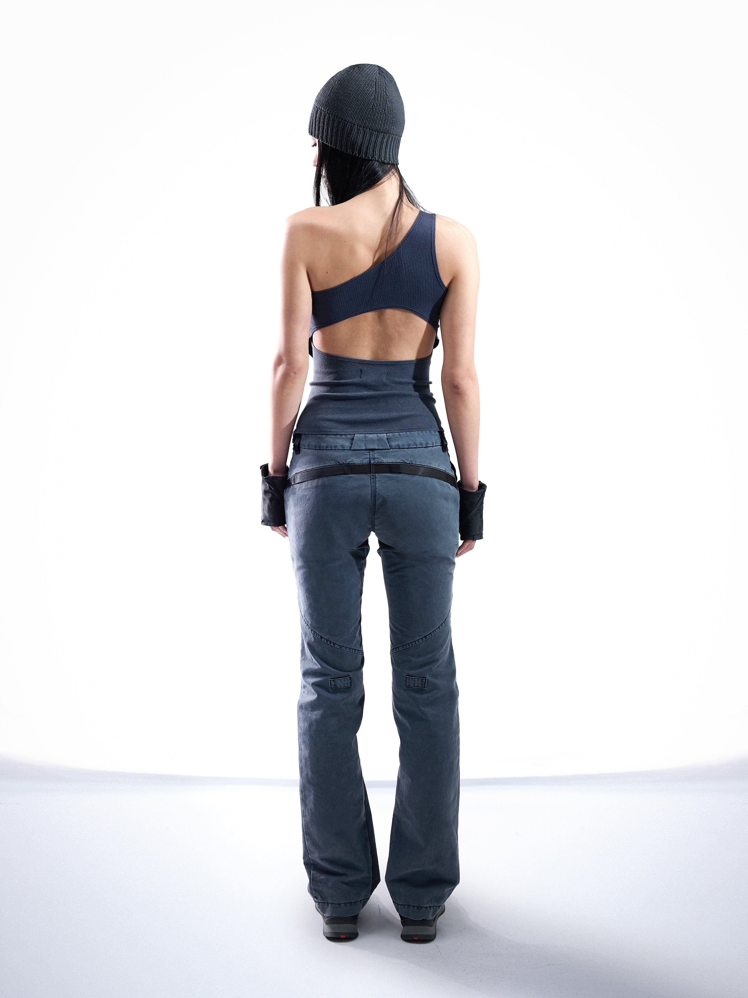 ASYMMETRIC WAIST PANTS