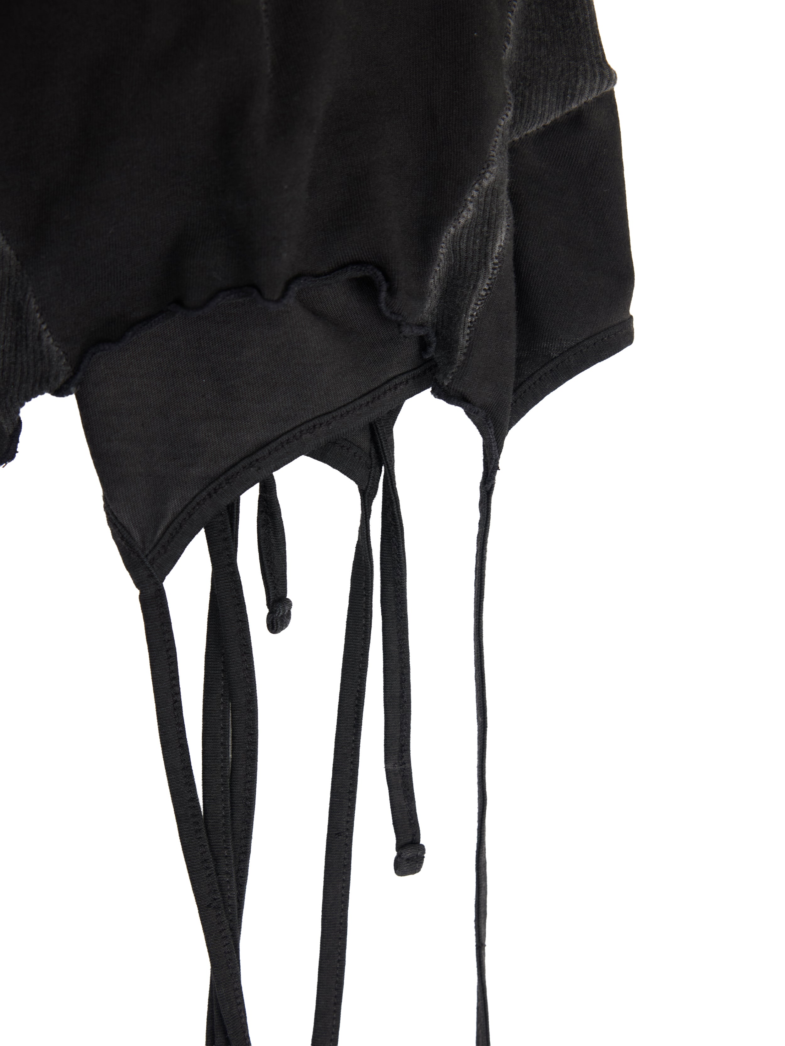 HALTER SLEEVELESS